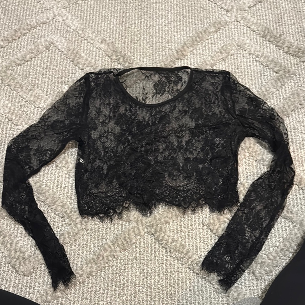 Black Lace Long Sleeve Crop Blouse